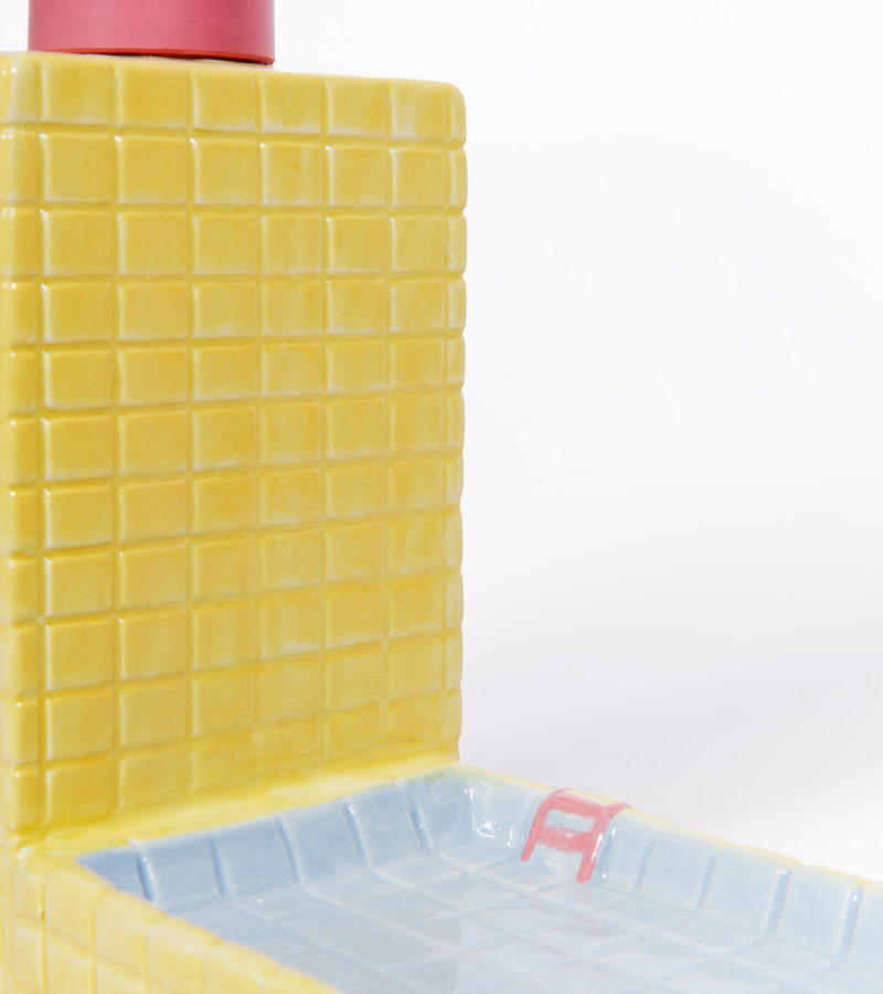 Distributeur savon piscine