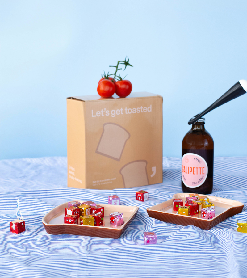 Juego de dos platos para tostadas