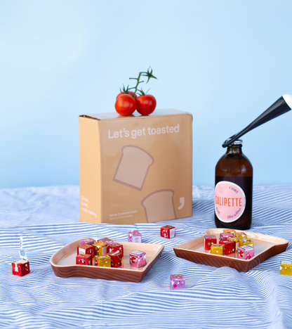 Set mit zwei Toasttellern